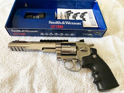 Smith & Wesson 327 TRR8 Co2 BB