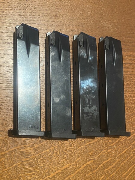 Walther P88 8mm Magazine neuwertig 4 Stück