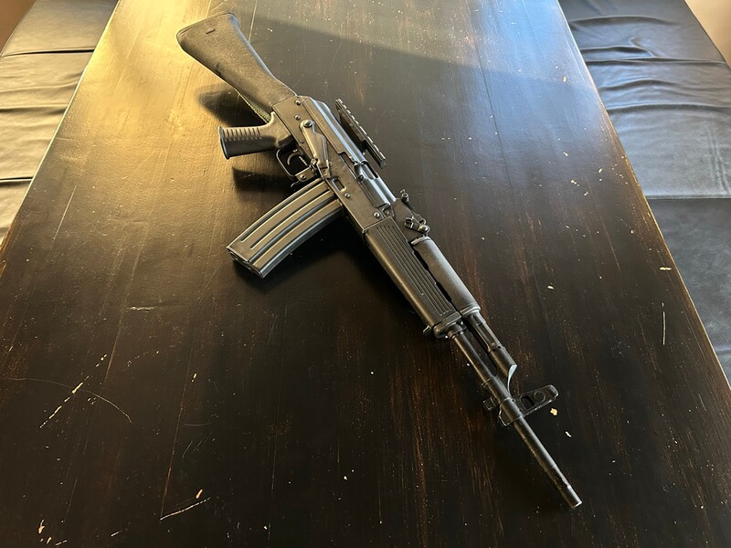 CUGIR AK47 in .22LR mit Seitenmontage