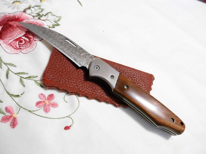 Klassik-Taschen/Klapp/Damastmesser Holzgriff-Echt-Leder Messertasche Neu