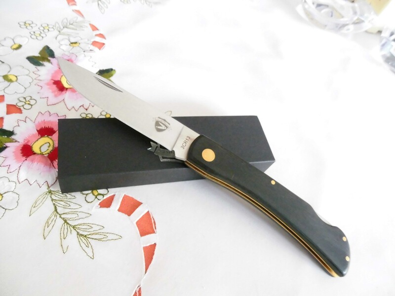 Taschenmesser HIPPEKNIEP Klappmesser Backlock-Verschluß -Messerheft Eiche NEU