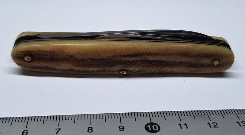 Hubertus Taschenmesser mit Horngriffschalen