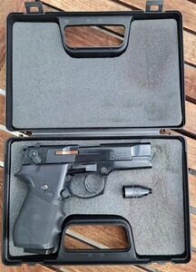 Walther P88 Compact 9mm P.A.K. – PTB 613 – inkl. Abschussbecher & OVP