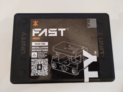 Unity Tactical Picatinny FAST Mount / Montage für Holosun AEMS / Aluminium, Schwarz