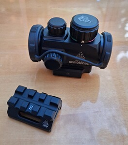 UTG Rotpunktvisier Reddot SCP-DS 3026 W