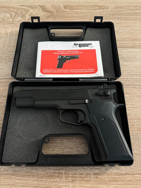 Crosman C40