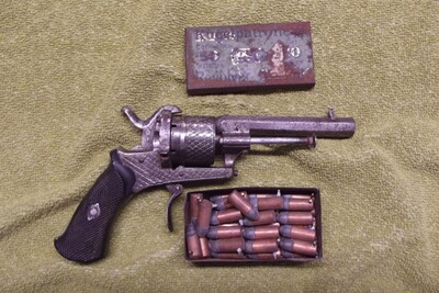 REVOLVER „Lefaucheux“, Belgien, ca. 1850, (Sammlerwaffe)