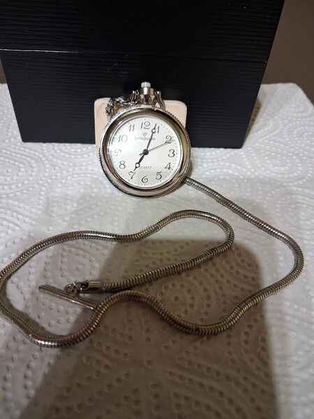 Taschenuhr von Louis Jordan mit Leder-Etui
