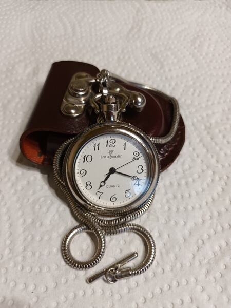Taschenuhr von Louis Jordan mit Leder-Etui
