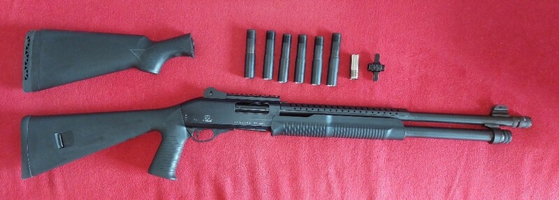 Akkar Karatay TK-355 - Vorderschaftrepetierflinte mit Zubehör