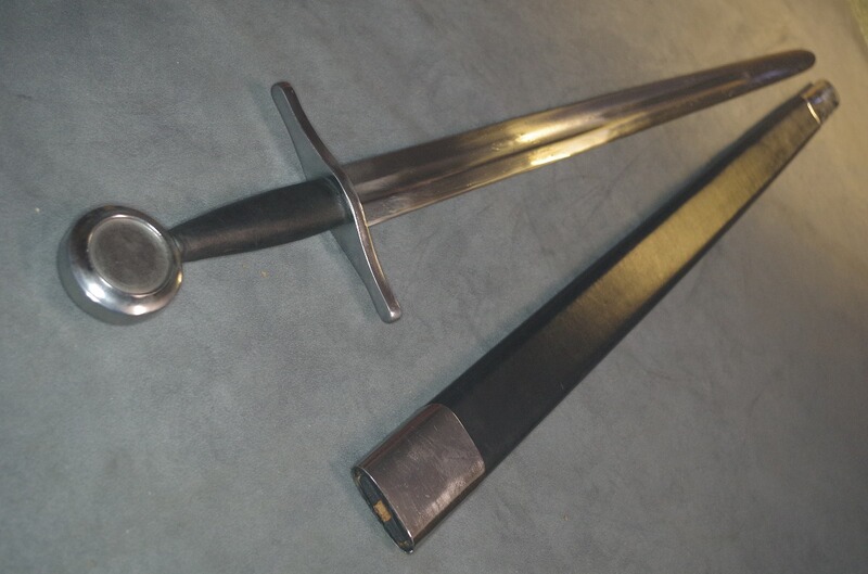 Scheibenknaufschwert der Templer Ritter mit Holzscheide