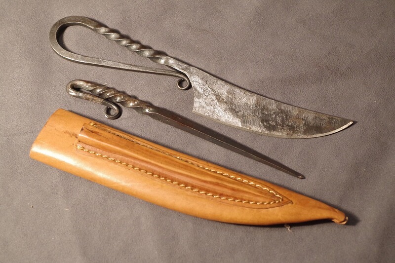 Besteck : Spieß und Messer in Leder - Scheide Mittelalter Larp geschmiedet