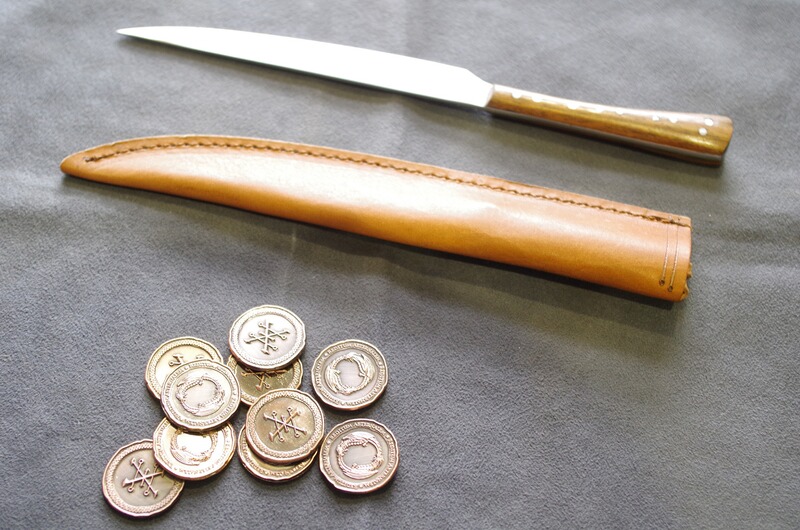 Kleines Messer und Metallmünzen / Larp Set , Ideale Zubehör für Mittelalter Feste