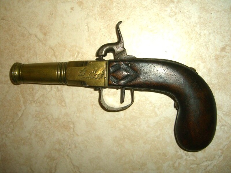 schöne Percussionspistole - Messing und Holz !