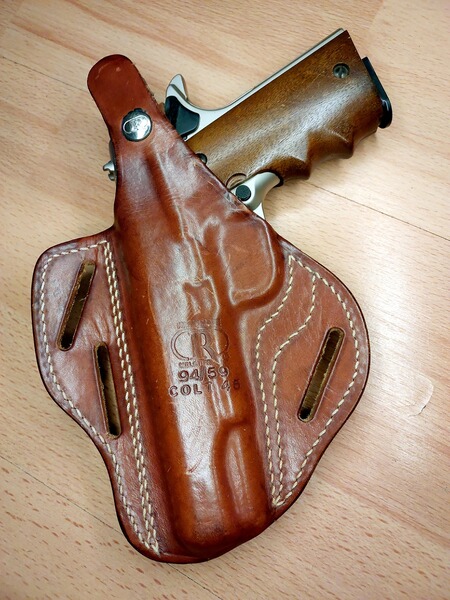 Colt Government 1911 A1 Schreckschuss Pistole 9mm P.A.K. Nickel (PTB 774) Holzgriffe & Lederholster