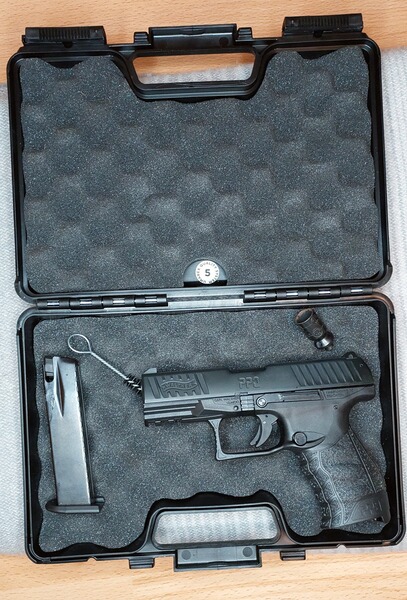 Walther PPQ M2 Schreckschuss Pistole 9mm P.A.K. schwarz (PTB 958)