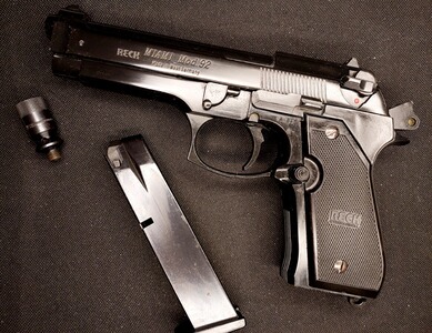 Reck Miami 92F PTB 488 Schreckschusspistole im Kaliber 9 mm P.A.K. (PTB 488) inkl. Reck Koffer