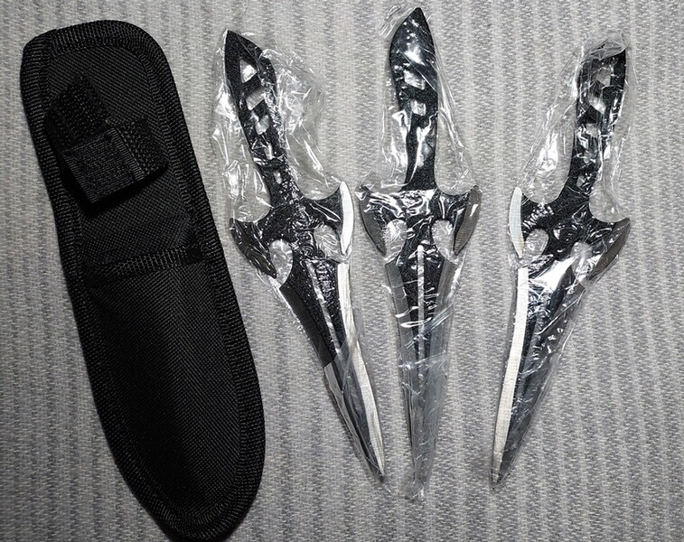 3er Set Wurfmesser – ca. 18,5 cm – mit Nylonscheide