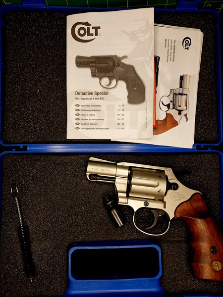 Colt Detective Special (Umarex) .380 (9mm) R.K. (PTB 841) mit Holzgriffen