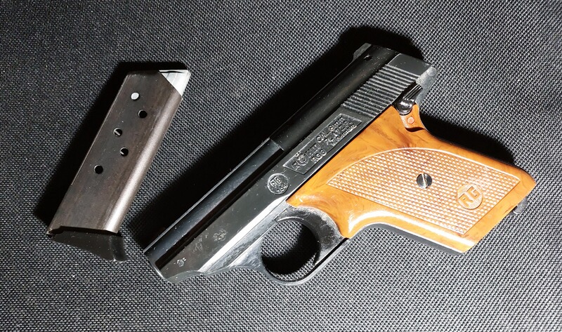 Röhm RG8 (RG 8) Schreckschuss Pistole Kal. 8mm (PTB 412)