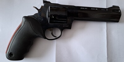 Taurus Raging Bull Kaliber 454 Casull