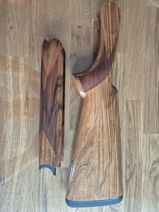 Blaser F16 Holzschaft links