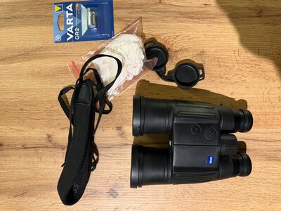 Zeiss Victory 10x56 T*RF - Fernglas