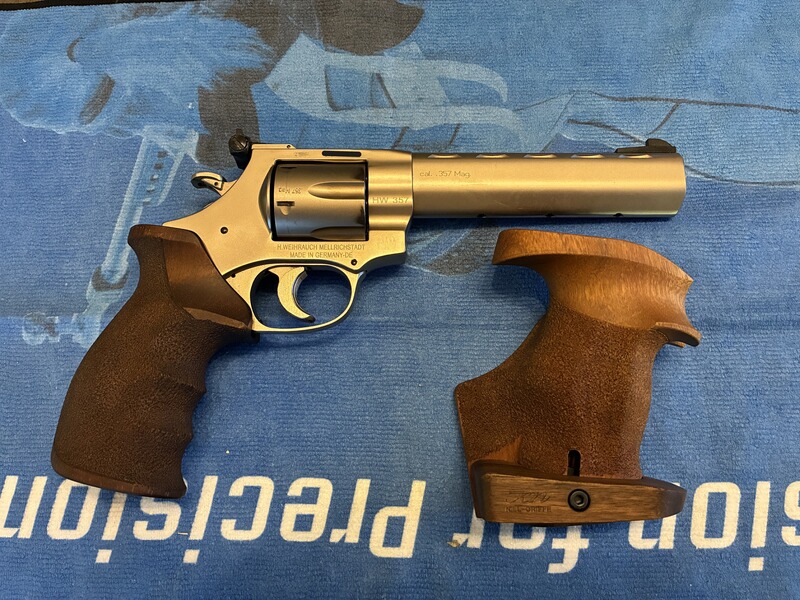 Herrmann Weihrauch HW357 Target Trophy Match Stainless / mit 2 Griffen