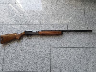 Selbstladeflinte Browning B-2000 im Kaliber 12/70