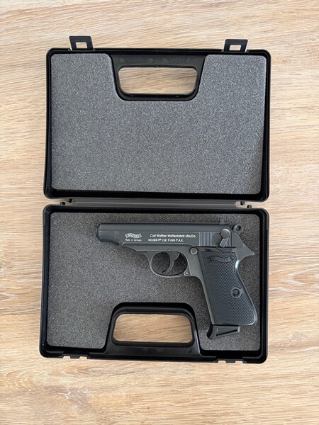 Walther PP Schreckschuss Pistole 9mm P.A.K. Kaliber: 9mm P.A.K. Munition: Knall- und Platzpatronen
