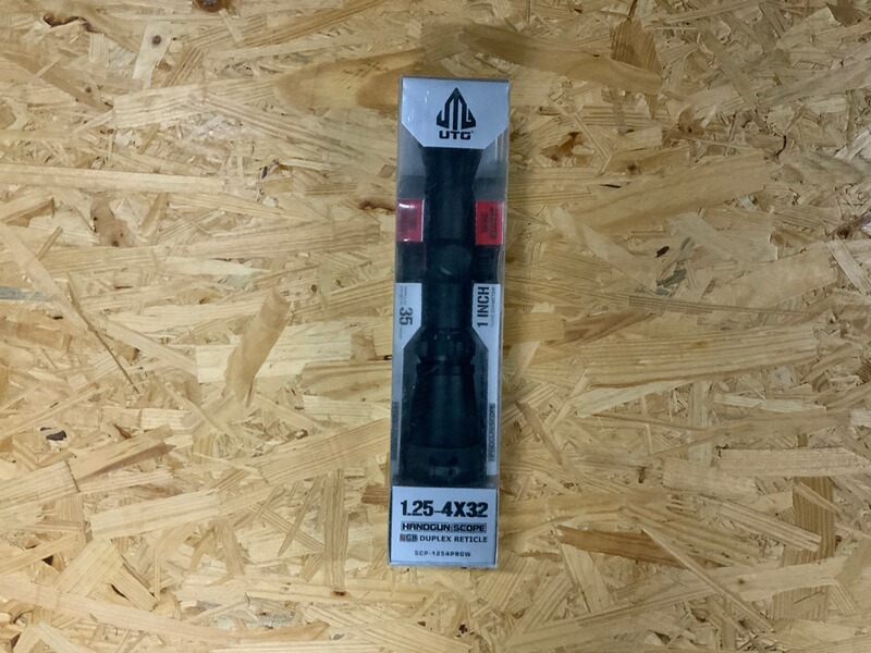 Zielfernrohr UTG 1.25-4X32 Neu in OVP