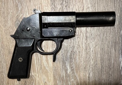 SigPi / Signalpistole Thälmann Mod. LP1 im Kaliber 4 Signal (26,5mm) DDR / NVA