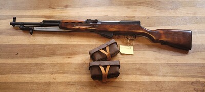SKS Simonov Kaliber 7,62x39mm, inklv. Bajonett + Magazintaschen sehr schöne Waffe (K037)