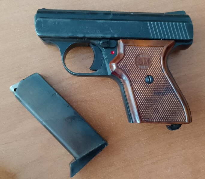Alte Rhöner SM 15 Kal. 8 mm Knall im PTB 83/2 von 1976!