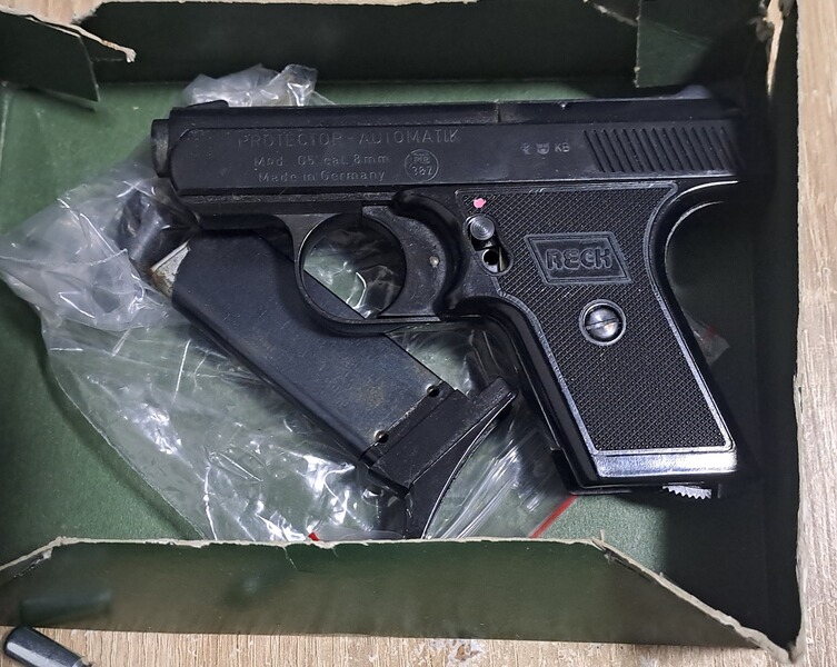 Reck Protector G5 im Kal. 8 mm Knall/ PTB 387 mit Verpackung!