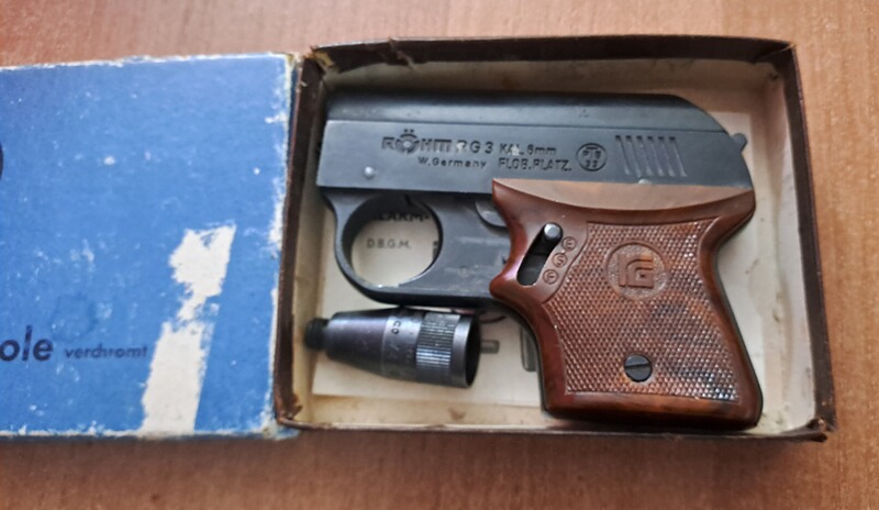 Röhm RG 3 Schreckschuss Pistole im Kaliber 6 mm Knall