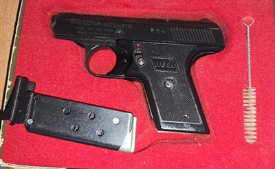 Reck Protector G5 im Kal. 8 mm Knall/ Erstes PTB 12 mit Verpackung!