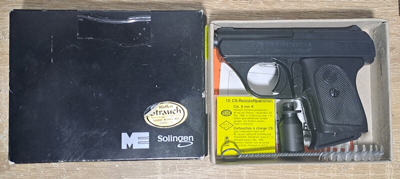 Seltene ME 8 Detective 8mm Knall im PTB 100/2 in Verpackung!