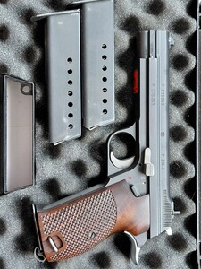 SIG P210-6 mit Berty Visierung
