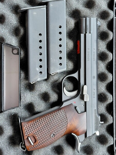 SIG P210-6 mit Berty Visierung