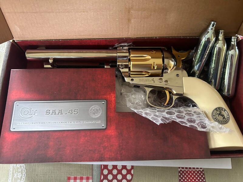 Colt CO2 Revolver SAA .45