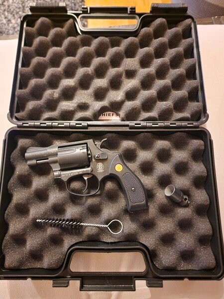 Smith & Wesson Chiefs Special 9mm R.K