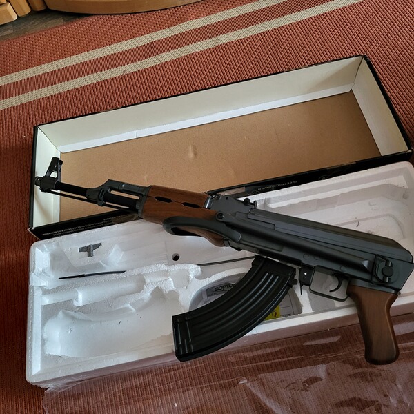 AirsoftWaffen gebraucht & neu Waffen Auctronia.de